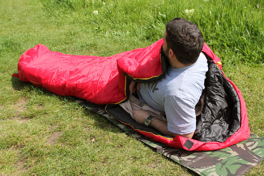 SNUGPAK THE SLEEPING BAG - RED