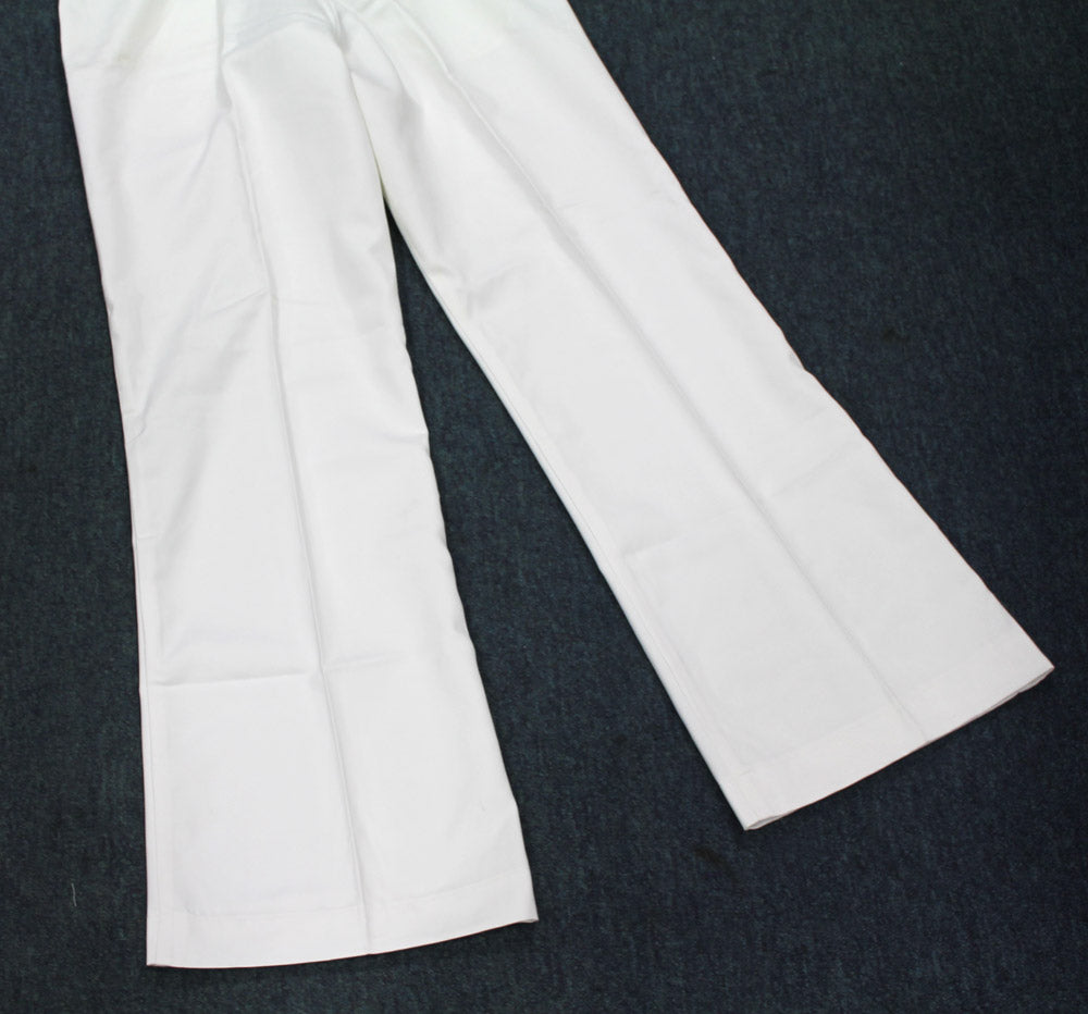 White bell sale bottom trousers