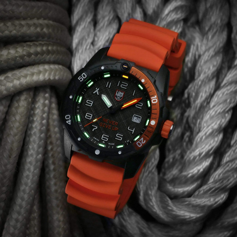 Bear grylls watch discount luminox