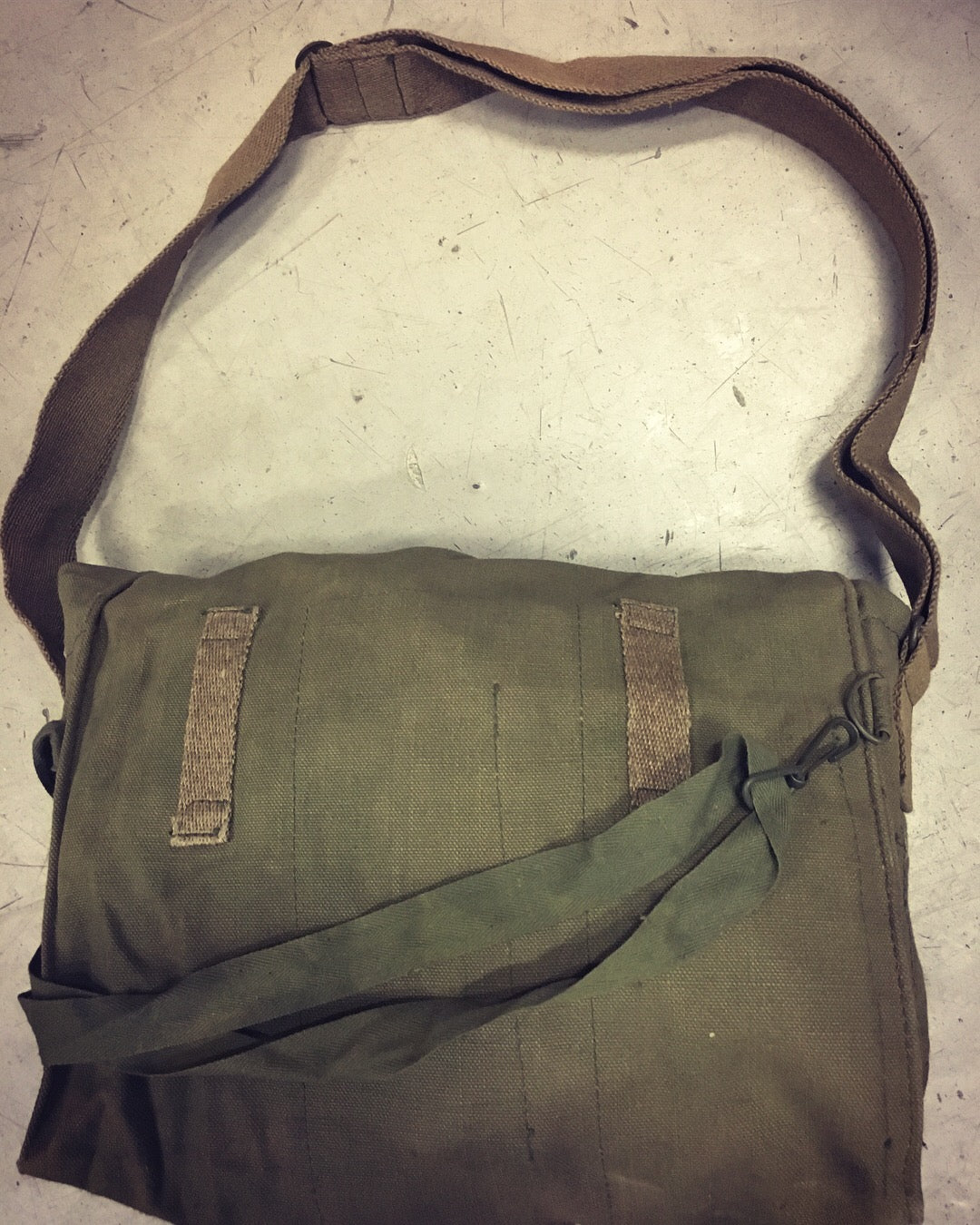 CZECH ARMY MESSENGER BAG